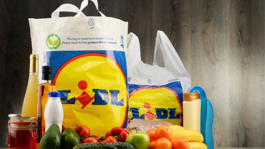 Lidl, le offerte non finiscono qui: questo accessorio per le tue vacanze costa solo 70 euro | In altri supermercati lo paghi il triplo